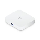UBIQUITI INC. UniFi Cloud Gateway, Router multiWAN para balanceo/failover / Integra UniFi Network para administrar hasta 30 dispositivos UniFi, (1) puerto WAN 1/2.5 GbE y (4) puertos LAN GbE