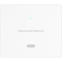 Grandstream Networks Punto de acceso Wi-Fi 6 con switch PoE integrado, configuración desde la nube gratuita o desde controlador.
