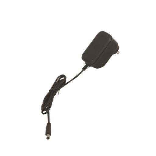 Epcom Adaptador de Pared de 12 Vcc Regulada / 2 Amp / Voltaje de Entrada de 100 - 240 VCA