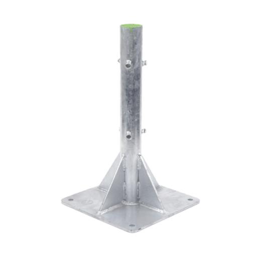 [SYSCOMTOWERS_SLM-BA-6G] SYSCOM TOWERS Base para Mástil Hasta 2" con Opresores, Base de 50 x 50 cm y Tubo de 80 cm Ced. 30. Galv. Inmersión.