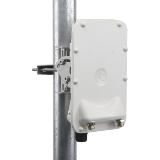 [CAMBIUMNETWORKS_PTP550-CE] Cambium Networks PTP-550  Hasta 1.36 GBps / 4910 - 6200 MHz / 802.11 AC Wave 2  MU-MIMO 4: 4x4 / BackHaul Conectorizado (C050055H014A)