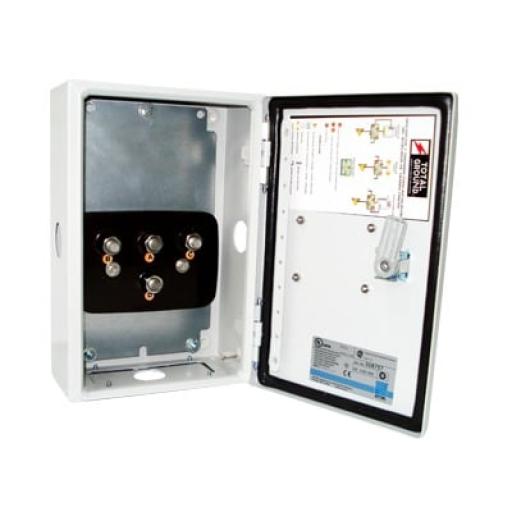 [TOTALGROUND_TG-C01] Total Ground Acoplador de Impedancias de 1500 Amp. Capacidad Máxima.
