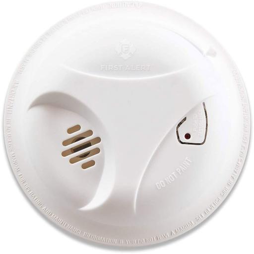 [FIRSTALERT_1039796] First Alert Detector de Humo Autónomo, No Requiere Panel, Con Botón para Silenciar, Sensor por Ionización