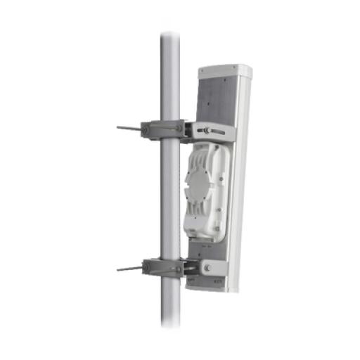[CAMBIUMNETWORKS_PMP-450IN] Cambium Networks Estación base grado industrial PMP 450i IP-67, filtro dinámico para interferencia 4900-5925 MHz con antena de 90 grados, hasta 300 Mbps. (PN: C050045A005A)