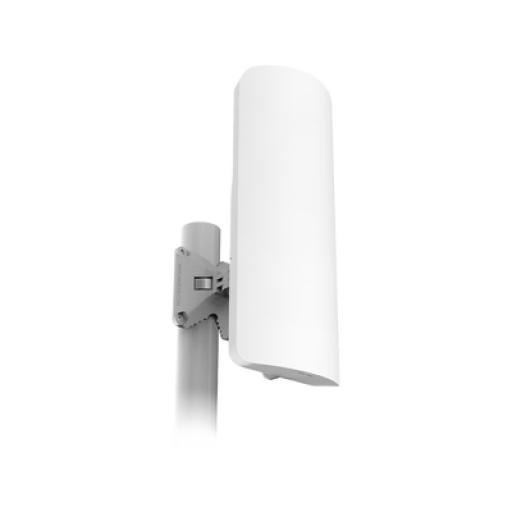 [MIKROTIK_RB911G-2HPND-12S] Mikrotik (mANTBox 2 12s) Punto de Acceso PTP y PTMP en 2.4 GHz con Antena Sectorial Integrada de 12 dBi y 120° de Apertura, Hasta 1000 mW de Potencia