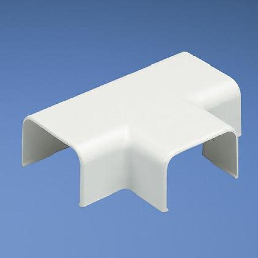 [PANDUIT_TF10IW-X] Panduit Accesorio en "T", para uso con canaleta LD10, material ABS, Color Blanco Mate