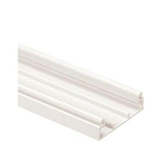 [PANDUIT_T45BWH8] Panduit Base para canaleta T-45, de PVC rígido, con orificios perforados para montaje, 60.3 x 18.5 x 2400 mm, Color Blanco