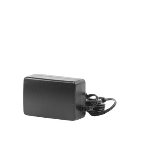 [ALTAITECHNOLOGIES_SD.PE-0002-HM] Altai Technologies Adaptador de corriente AC 18V para equipos C1n / Sin clavija