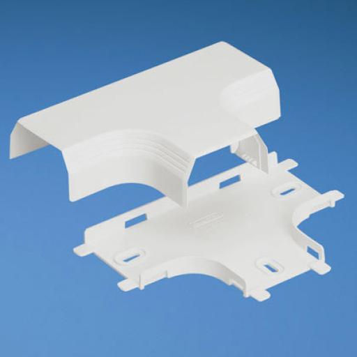 [PANDUIT_T45TWH] Panduit Accesorio en "T", para uso con canaleta T45, Material PVC Rígido, Color Blanco
