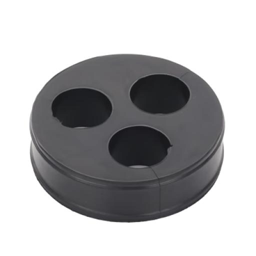 [SYSCOMTOWERS_CI-3-78] SYSCOM TOWERS Inserto o Bota de Caucho de 4" Con Tres Orificios para Cable de 7/8 in