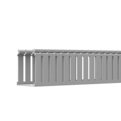 [PANDUIT_FC4X3LG2] Panduit Canaleta Ranurada de PVC con Tapa, Tipo F, 108 mm de Ancho, 79.2 mm de Alto y 2 m de Largo, Color Gris