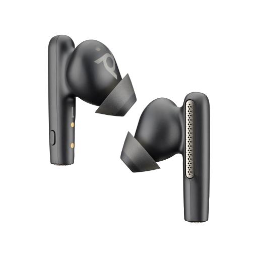 [HP_7Y8L7AA] HP POLY Audífonos Voyager Free 60 UC M, negro carbón + adaptador BT700 USB-A + estuche de carga básico