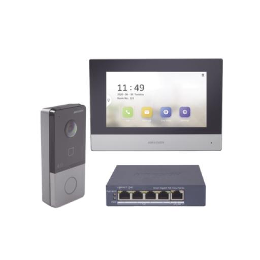 [HIKVISIONDIGITALTECHNOLOGY_DS-KIS603-P/S] Hikvision Digital Technology Kit de Videoportero IP + Switch Poe Poe Estandar con llamada a App de Smartphone (HikConnect) / Apertura con tarjeta MIFARE / Frente de calle IP65 / Soporta 1 Departamento