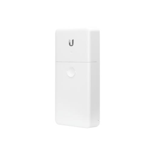 [UBIQUITIINC._N-SW] UBIQUITI INC. Switch PoE 24 V de Paso para Exterior con 4 Puertos Gigabit (1 PoE In, 3 PoE Out) NanoSwitch