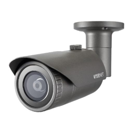 [HANWHA_QNO-6012R] Hanwha Cámara IP Tipo Bala Antivandálica 2 Megapíxel / Lente 2.8mm / IR 20M / WDR 120db / IP66 / H.265 & WiseStream