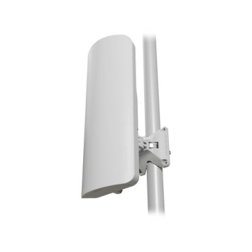 [MIKROTIK_L22UGS-5HAXD2HAXD-15S] Mikrotik (mANTBox ax 15s) Punto de Acceso  Sectorial de 120°/ WiFi 6 Doble Banda 2.4Ghz y 5Ghz/Antena Integrada 15 dBi/Con 1 Puerto  Ethernet PoE In + 1 puerto SFP 2.5Gbps