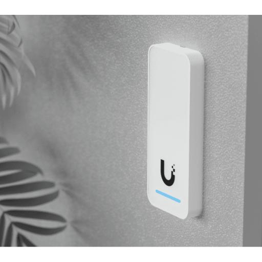 [UBIQUITINETWORKS_UA-G2] Ubiquiti Networks UniFi Access Lector Gen 2 lector NFC y sensor de movimiento, para aperturar una puerta (requiere UA-HUB-OUTDOOR)