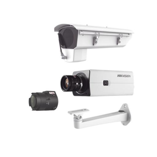 [HIKVISIONDIGITALTECHNOLOGY_KITCAMREF] Hikvision Digital Technology Kit de Cámara IP con Gabinete para Cuartos Frios con Ventilador, Calefacción y Parabrisas Incluye Lente varifocal